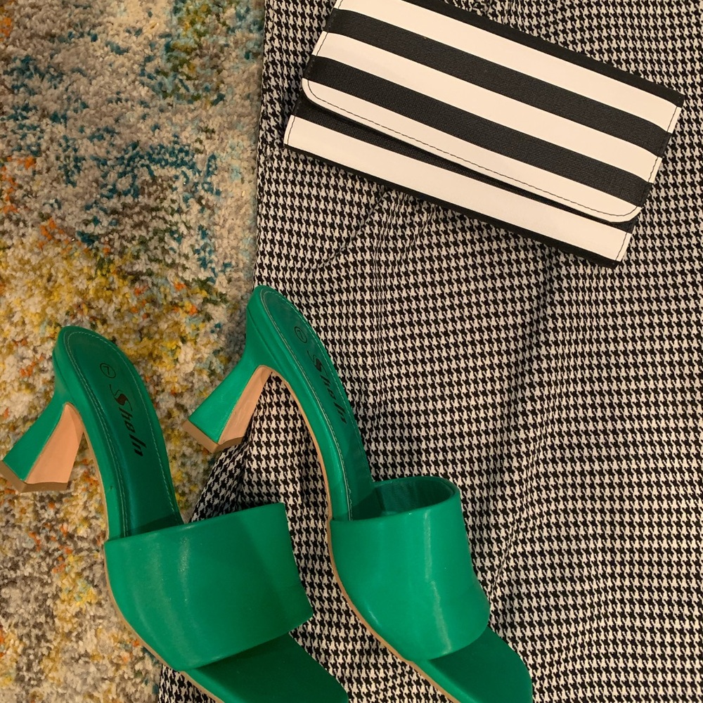 Black & White Striped Wallet/Clutch